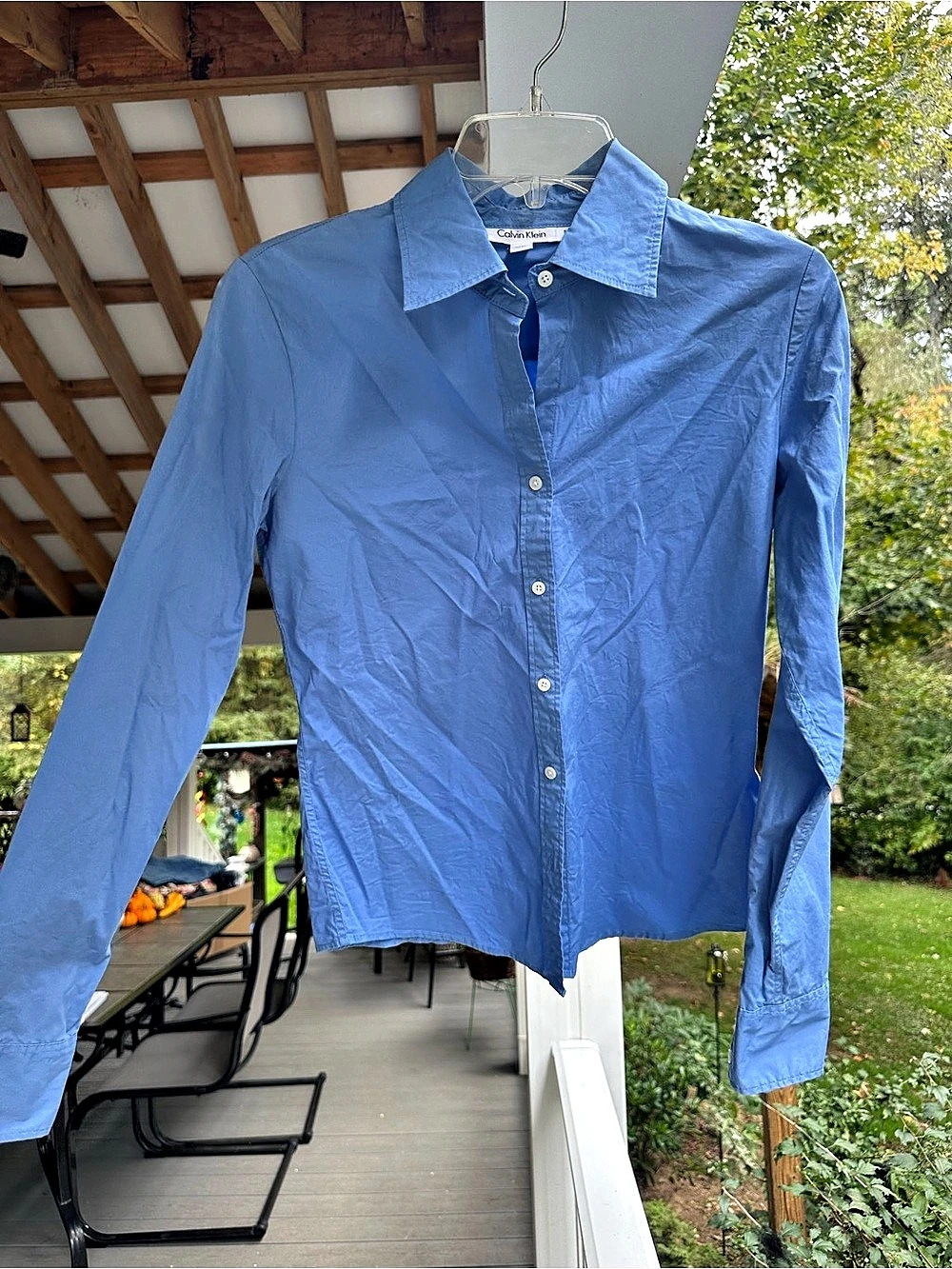 Calvin Klein Long Sleeve Button Down in Blue Size Small